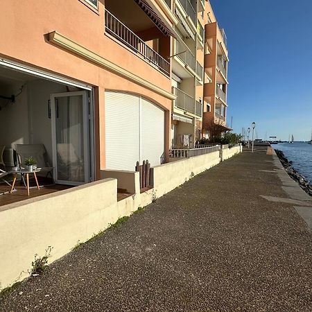 Les Argonautes: Beachfront Studio with Pool and Sea Views Agde Exterior photo
